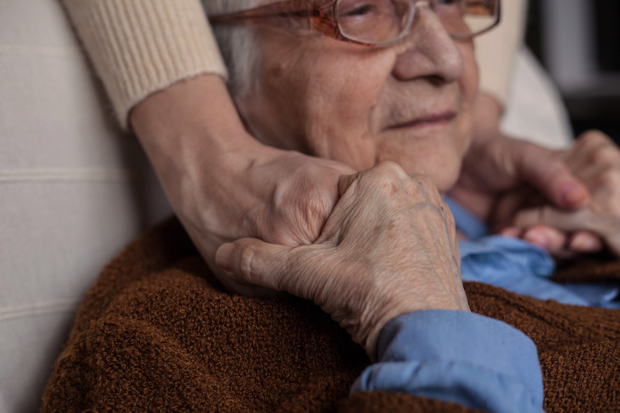 Understand the care needs in the late stages of dementia with these tips.